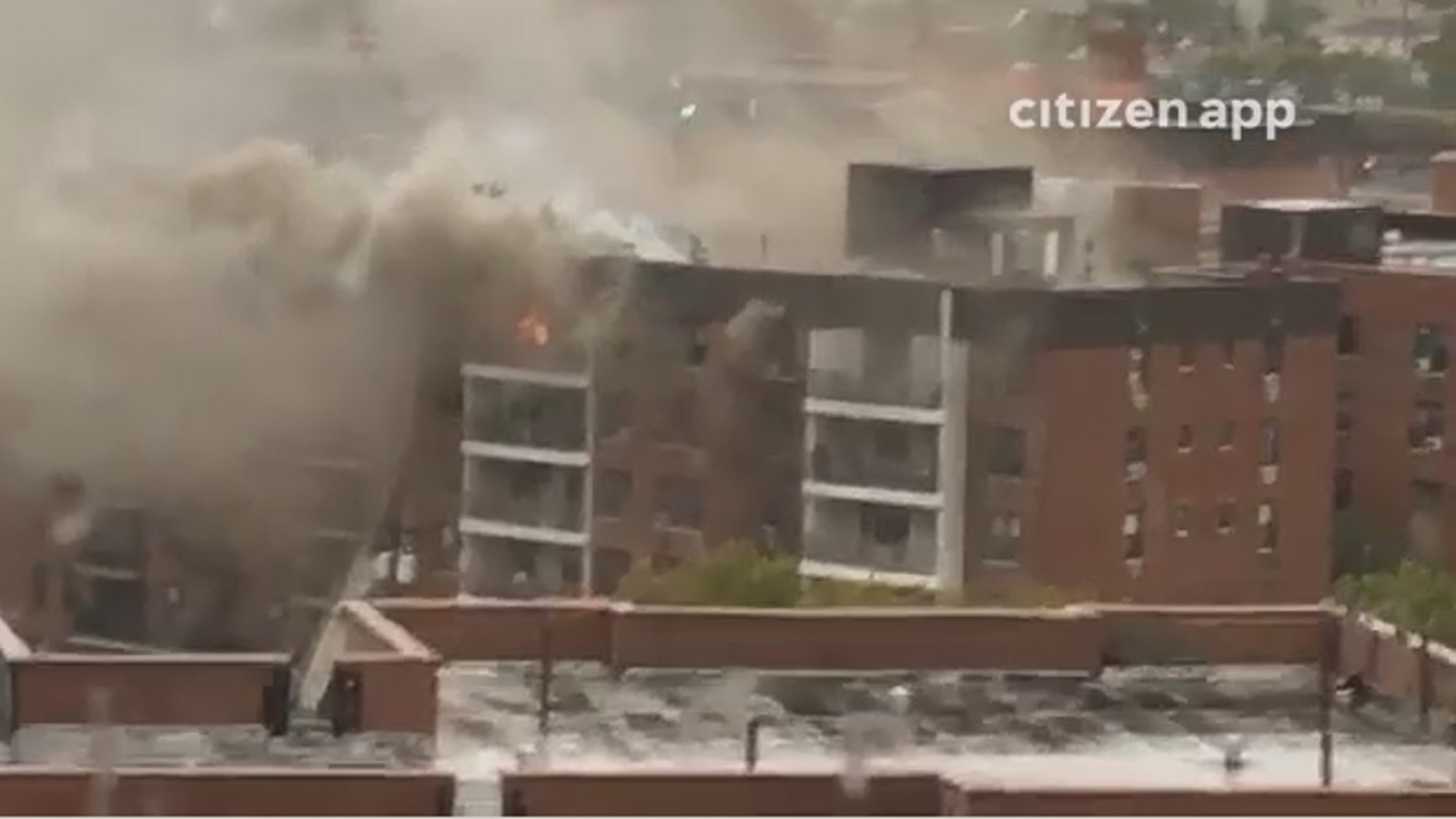 Aggressive apartment fire leaves Queens families displaced - ABC7 New York
