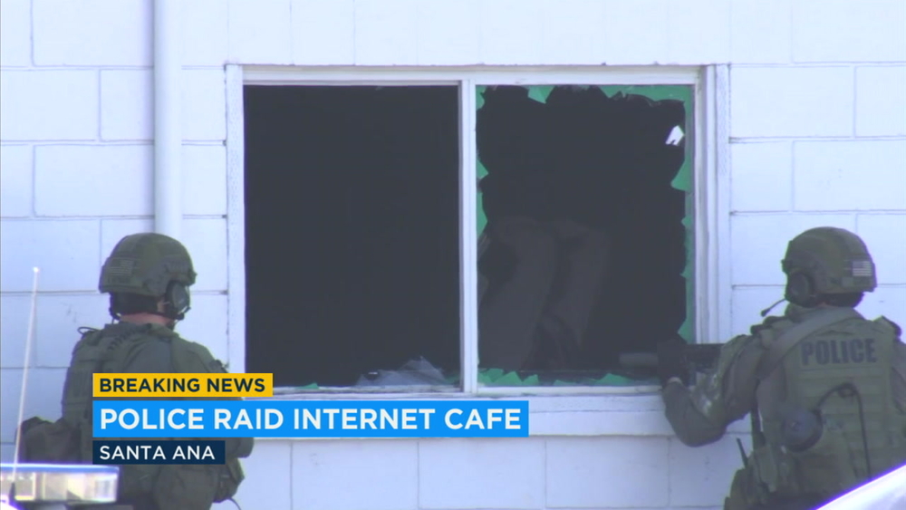 Santa Ana police raid cyber cafe suspected of gang connections