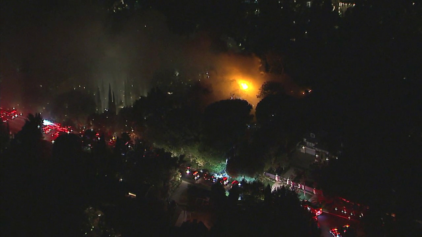 Brentwood fire 100 firefighters extinguish blaze at luxury home on