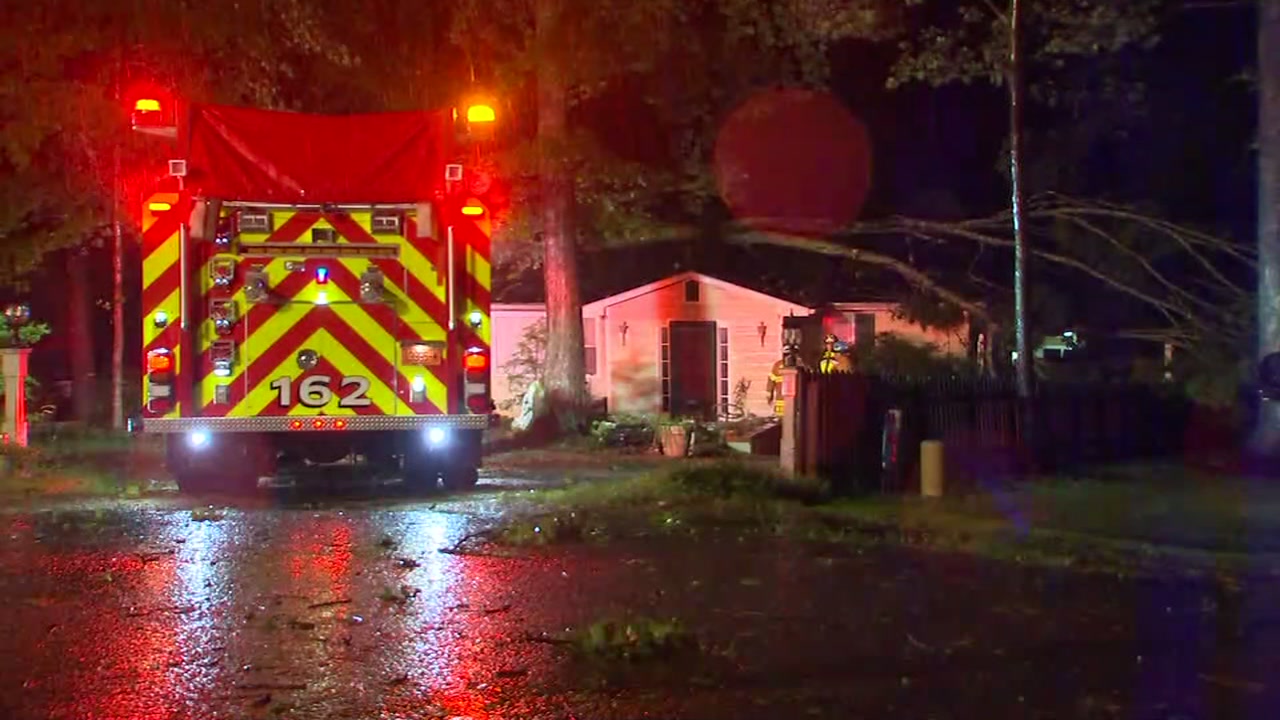 Raleigh firefighters help family after tree falls on house