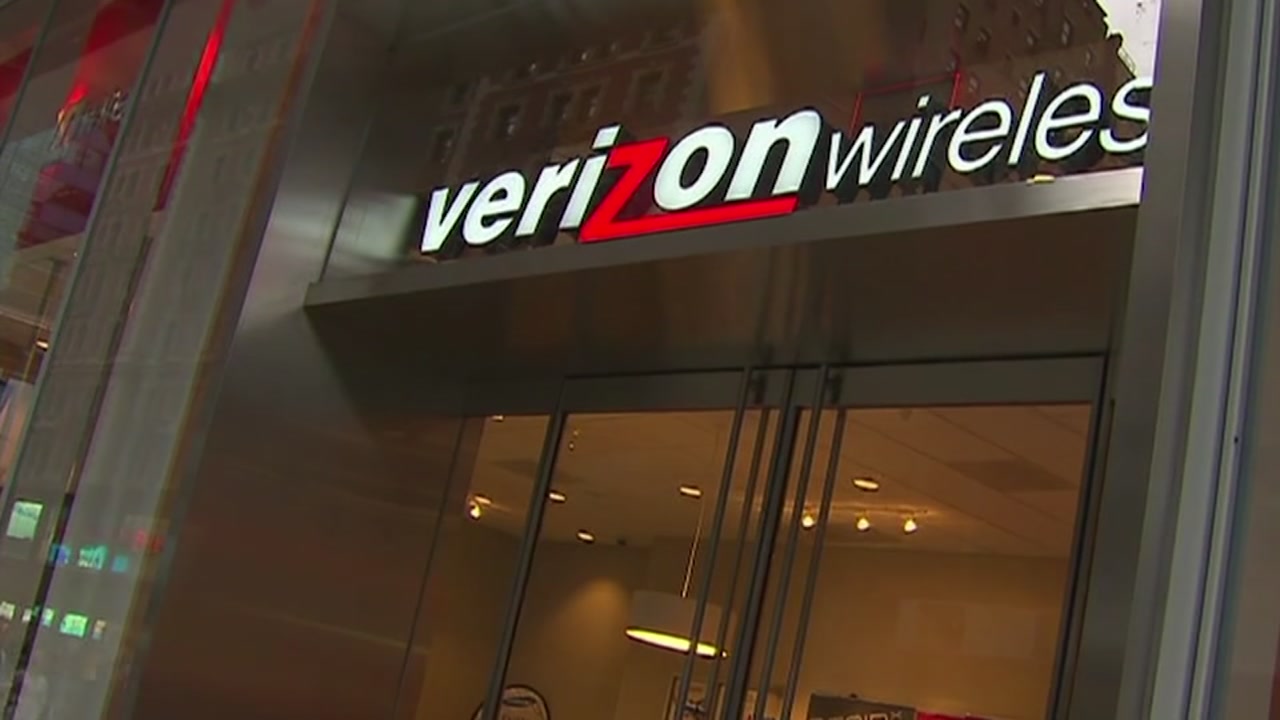 Multiple cell phone carriers offering free services for customers affected by Hurricane Florence