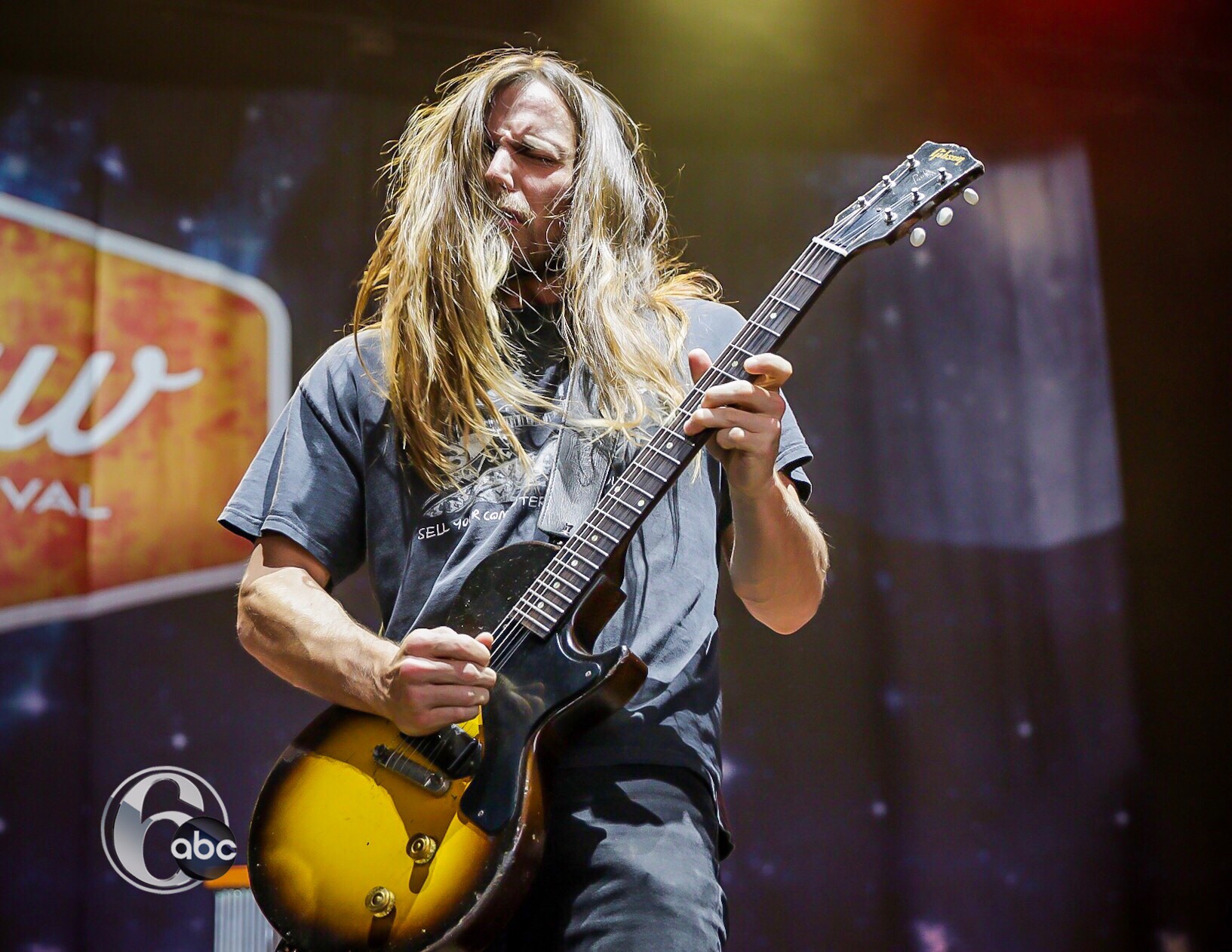 Lukas Nelson jamming