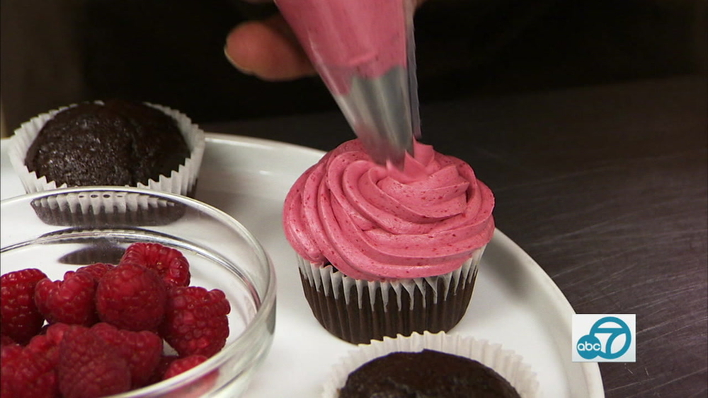 Deja Vu Cakes