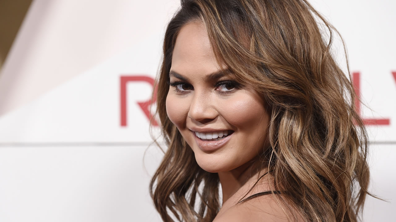 Chrissy Teigen Announces On Instagram That She Is Four Weeks Sober Abc7 San Francisco