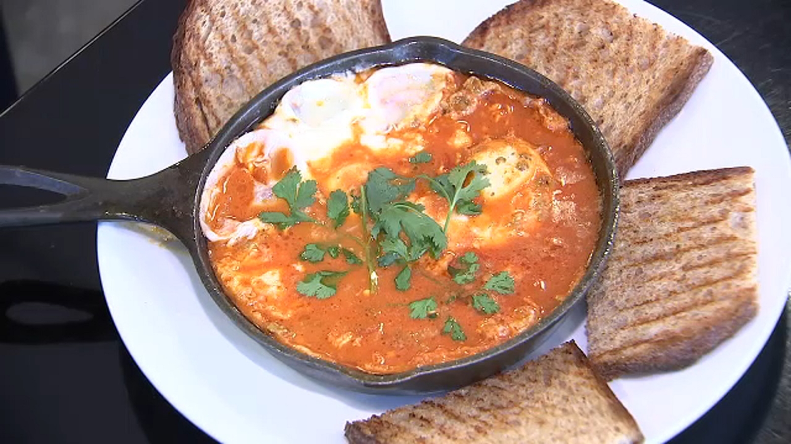 Neighborhood Eats Shakshuka at Moss Cafe in the Bronx ABC7 New York