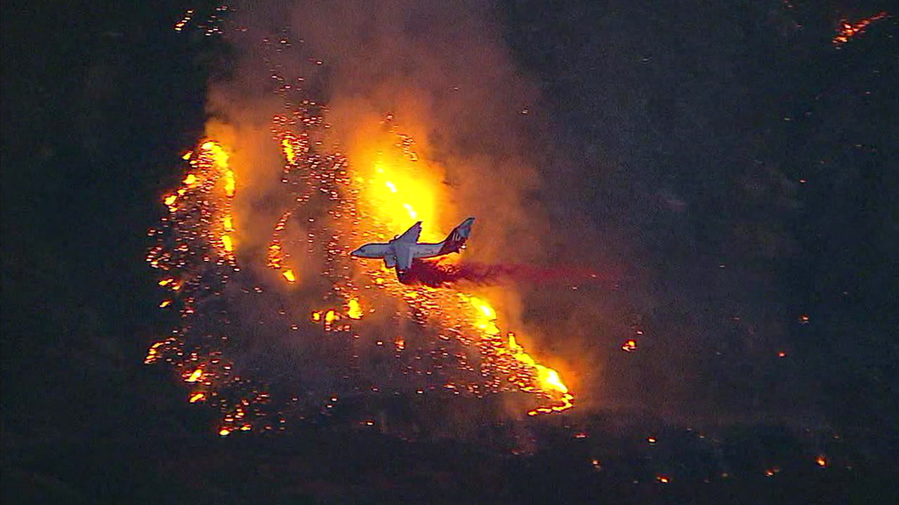 Charlie Fire spreads to 3,380 acres in Castaic, is 20 percent contained