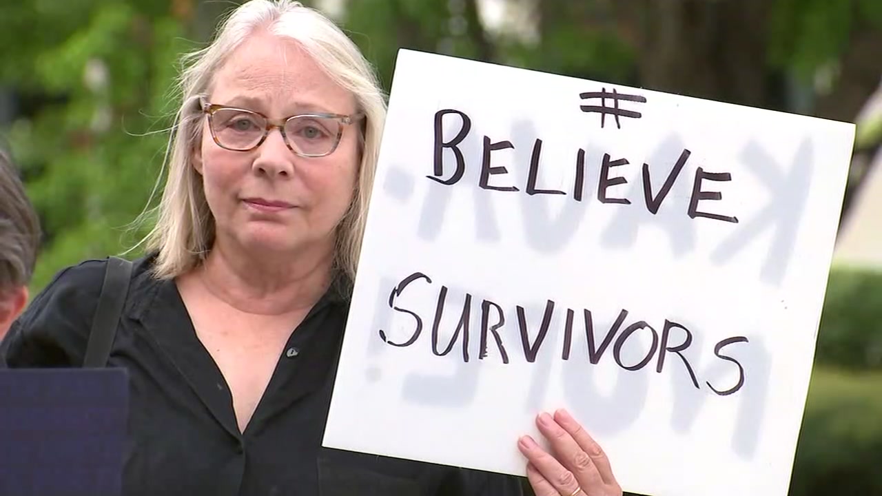 Sexual assault survivors rally in support of Kavanaugh accuser