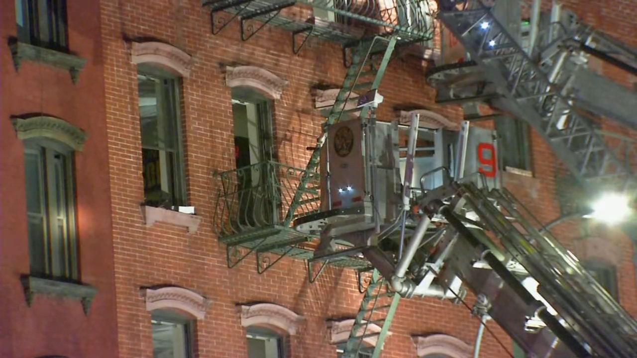 Stubborn fire tears through East Village apartment building - ABC7 New York