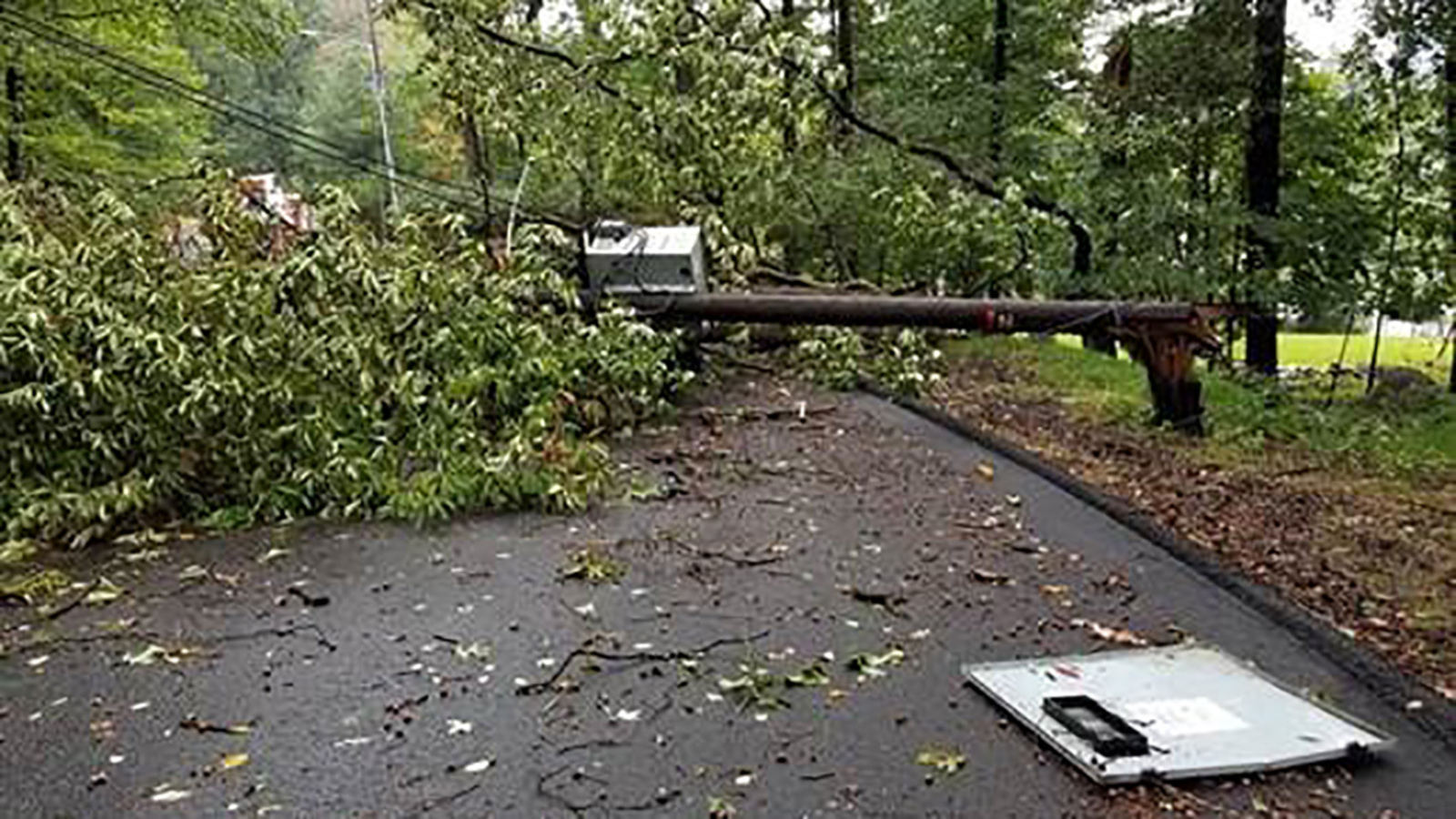 National Weather Service Confirms 4 Tornadoes Touched Down Across New York Connecticut Abc7 New York