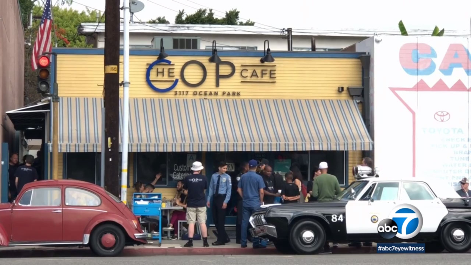 santa-monica-cafe-gets-police-officers-as-servers-for-a-day-abc7-los