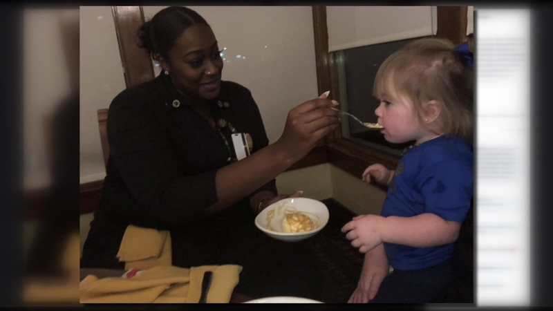 Greensboro Waitress Helps Struggling Mom At Olive Garden Abc11