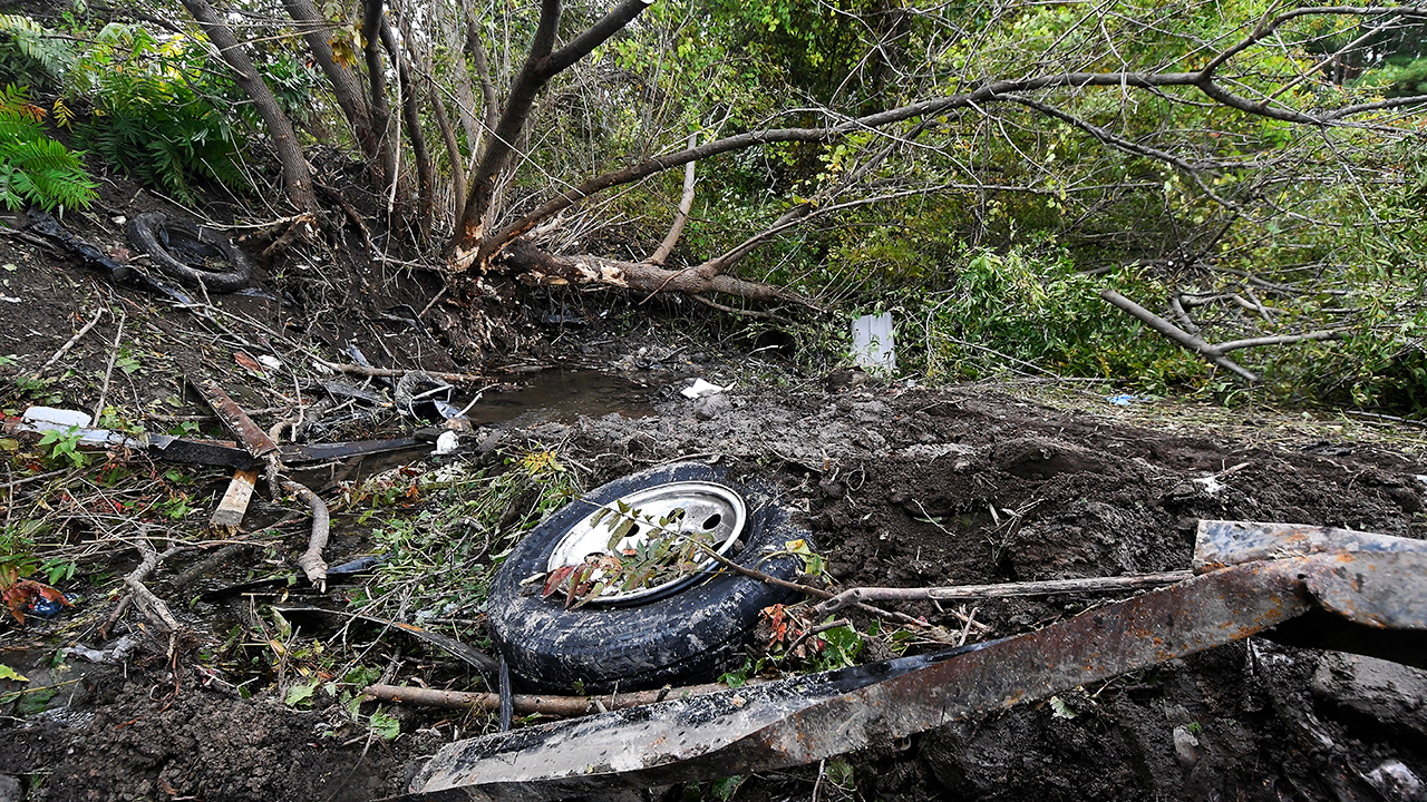 Limo crash driver given unsafe vehicle to drive, family says