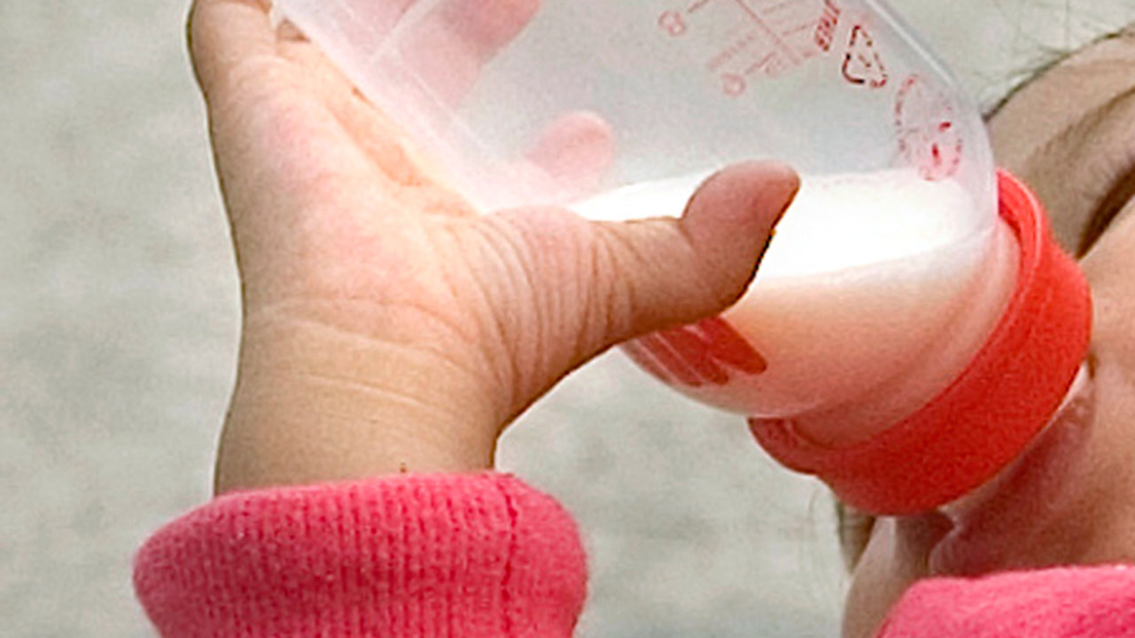 Parents warn others after buying expired baby formula from store ABC7