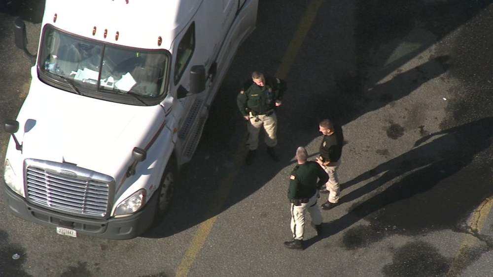 1 injured in Bordentown truck stop stabbing