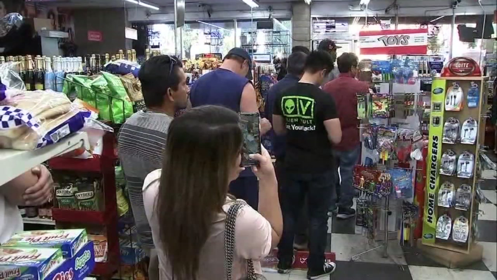 Lottery fever taking hold of Bay Area residents who are lining up to