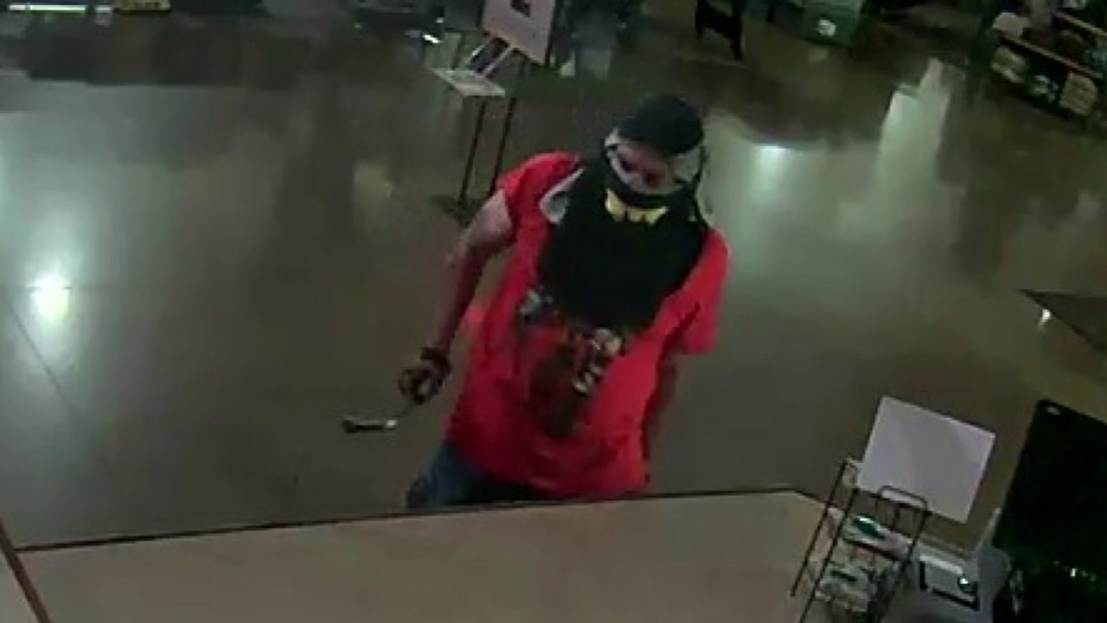Authorities offer $10,000 reward after League City gun store robbery ...