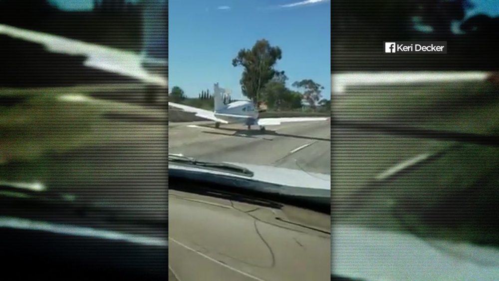 Small plane lands on freeway in San Diego County