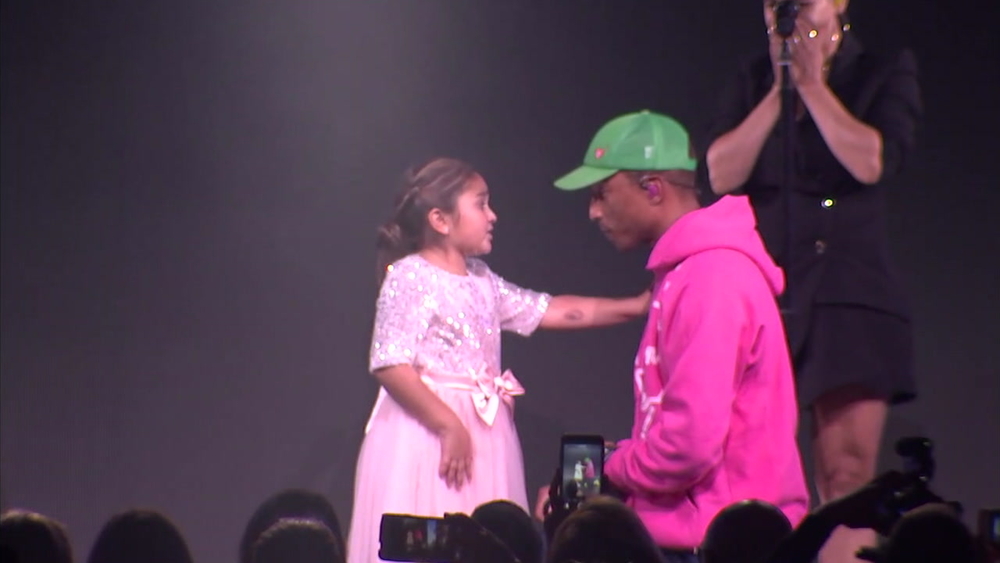 9-year-old patient steals Pharrell Williams' heart at CHLA gala