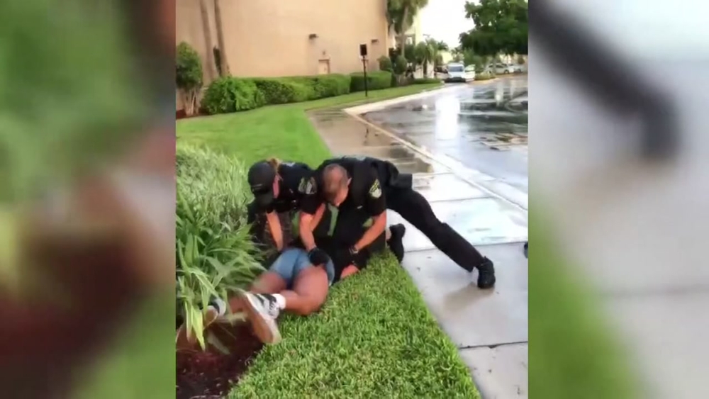Florida officer caught on video punching 14-year-old girl during arrest