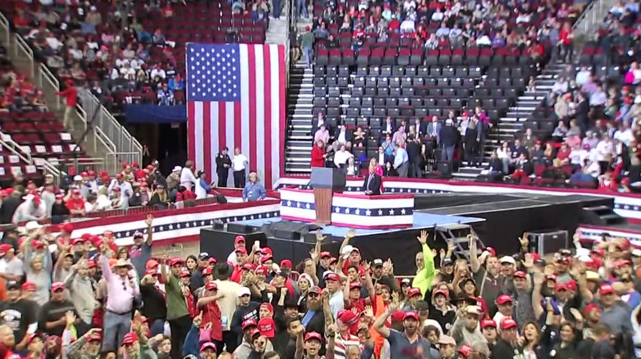 Toyota Center fills up as people wait for MAGA rally to begin