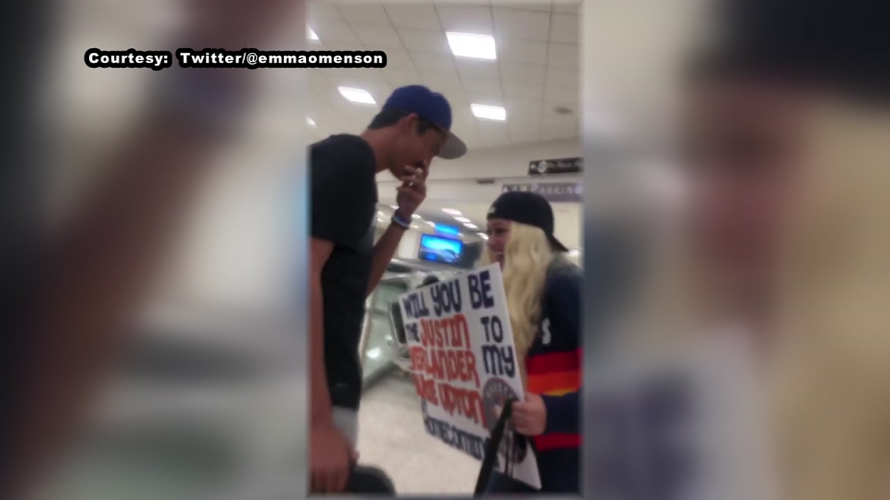 Astros' Verlander approves of home run homecoming proposal