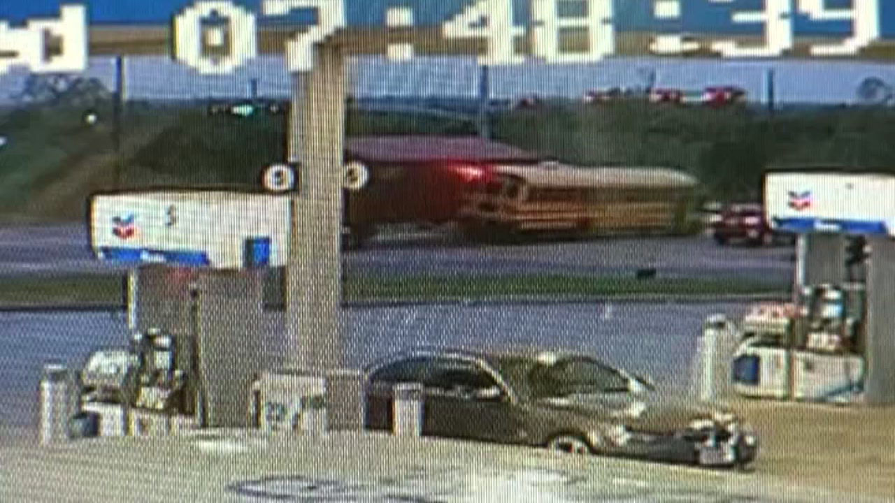 10 students and bus driver injured in Bastrop area after accident