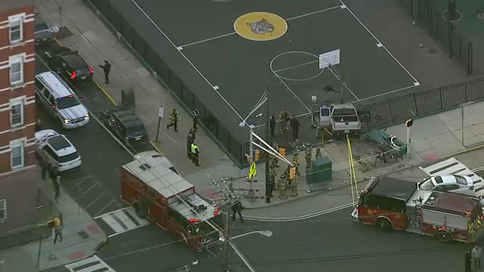 Pickup truck crashes into playground in Hoboken, New Jersey - ABC7 New York