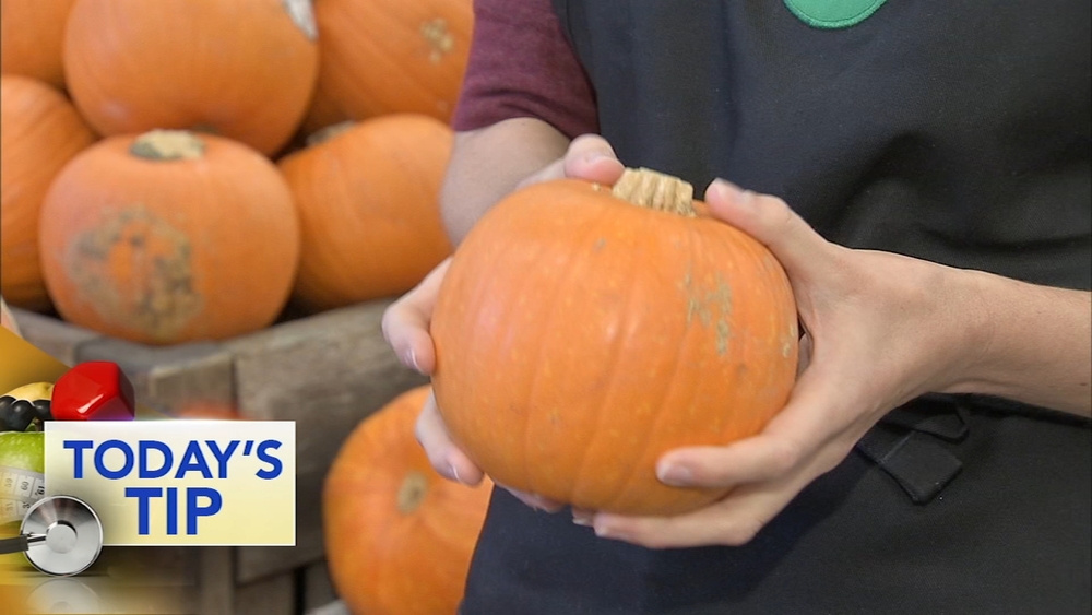 Pie pumpkins vs. Carving pumpkins - Today's Produce Tip