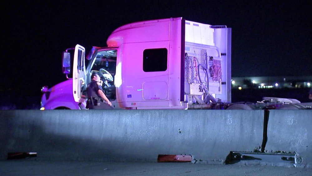 Suspected drunk driver leads deputies on chase with woman, 2 kids in 18-wheeler