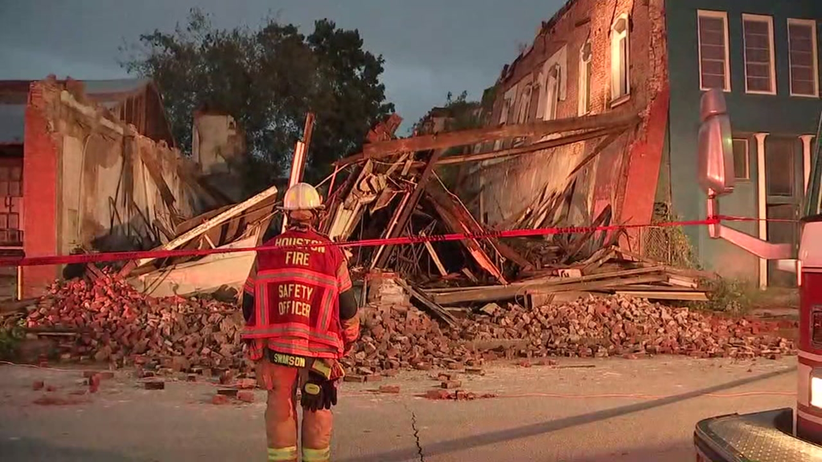 Building collapse in downtown Houston ABC13 Houston