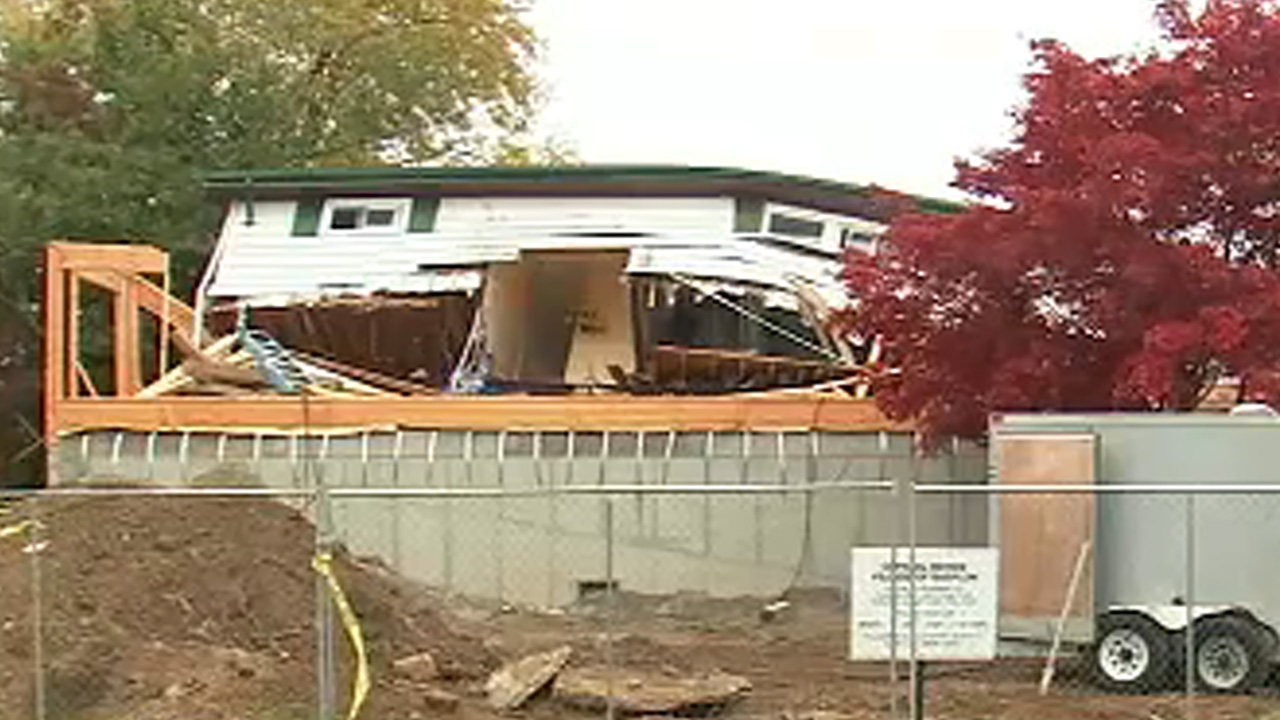 Sandy-damaged home under construction collapses on Long Island