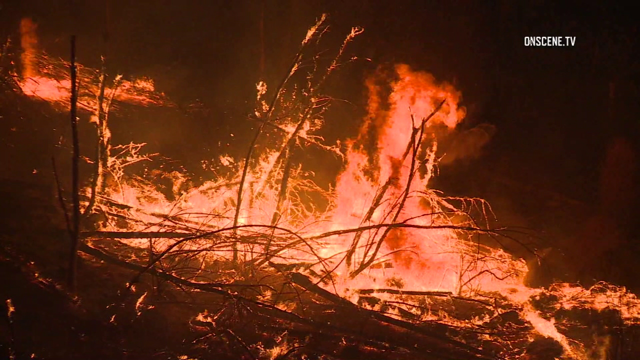 Firefighters respond to small blaze in foothills above Claremont