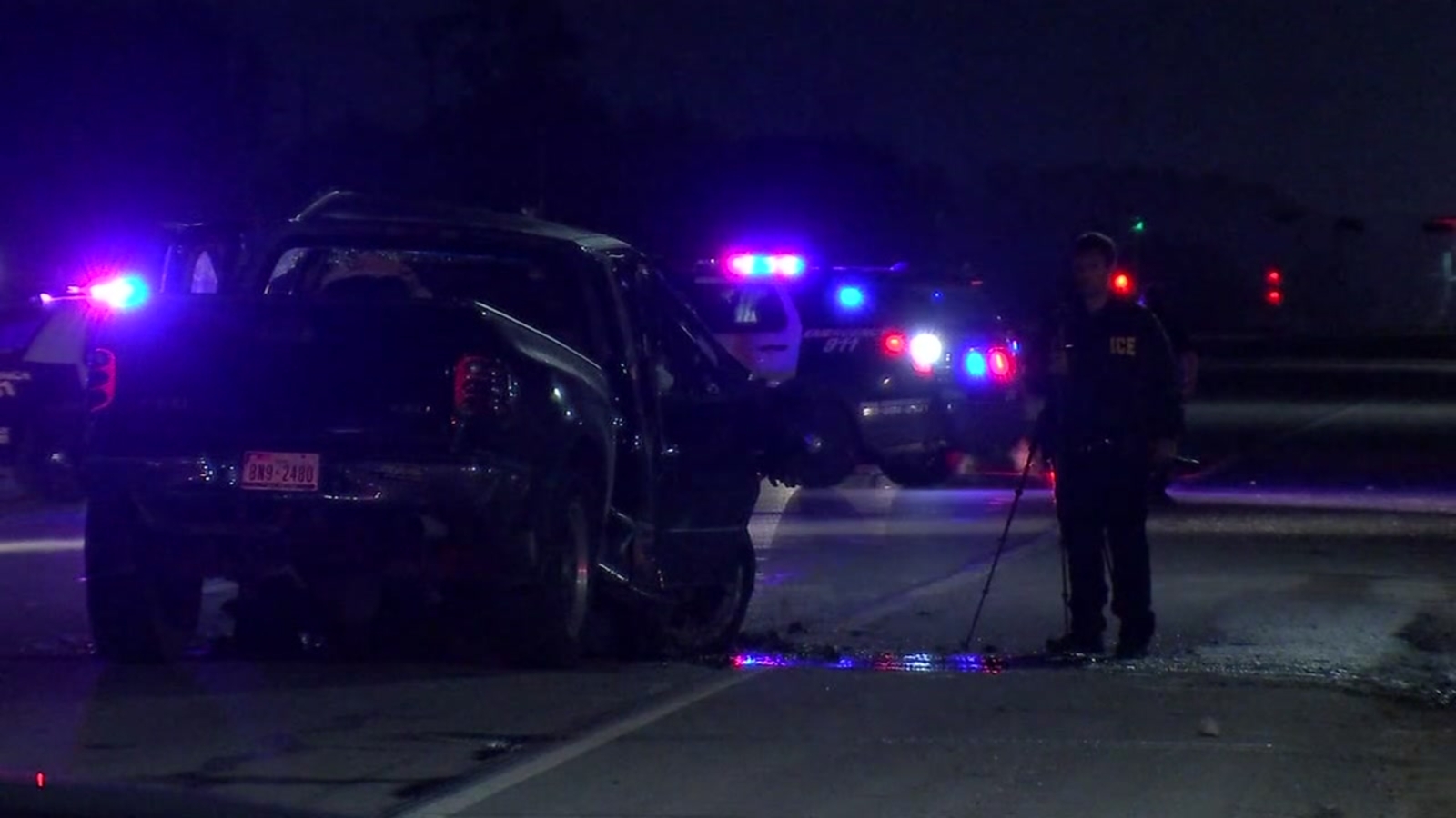 Driver killed after slamming into stalled 18wheeler in NE Houston