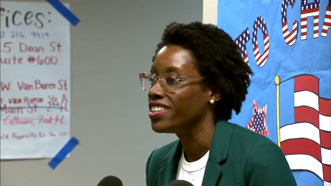 Randy Hultgren questions Lauren Underwood's nursing credentials