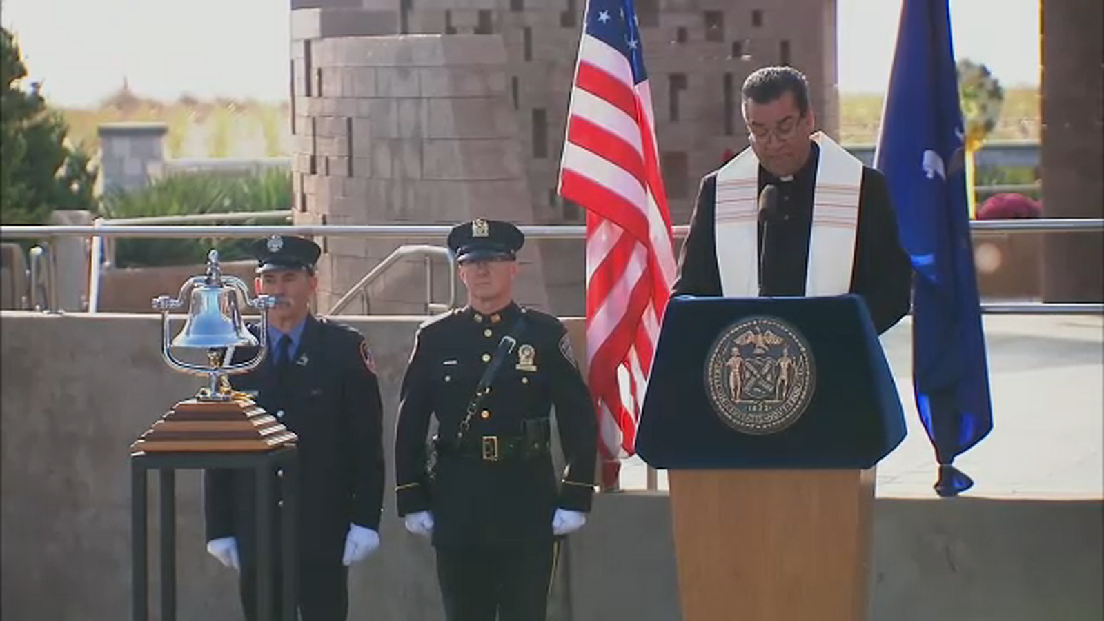 Memorial service marks 17th anniversary of Flight 587 crash in Belle