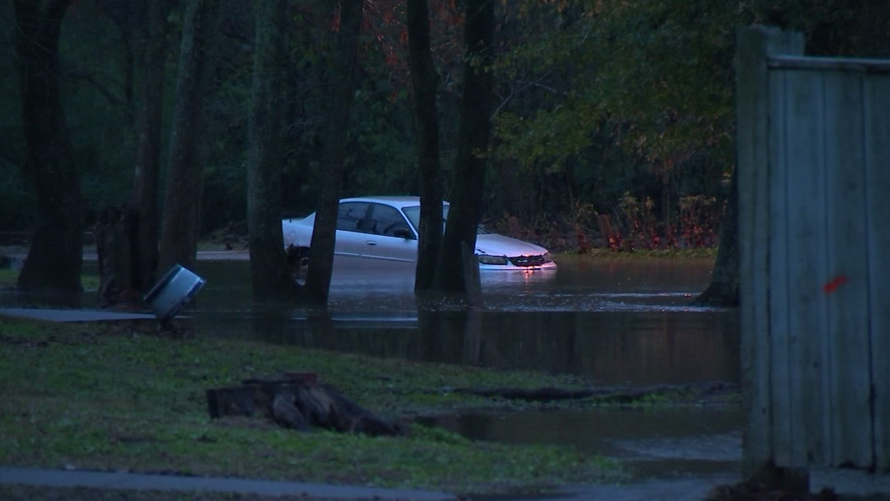 Flooding, downed tree cause road closures in the Triangle