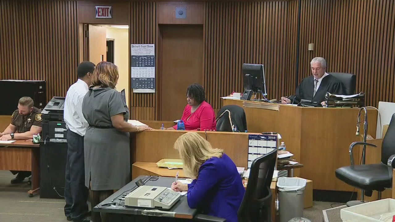 Ballpark employee sentenced to probation for spitting on pizza