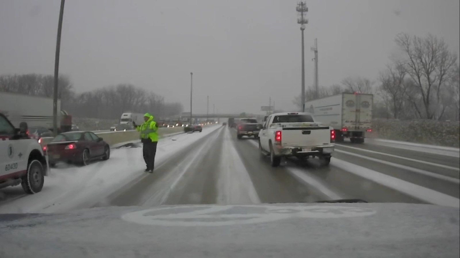 Chicago Weather: Snow creates slick roads in south suburbs, northwest ...