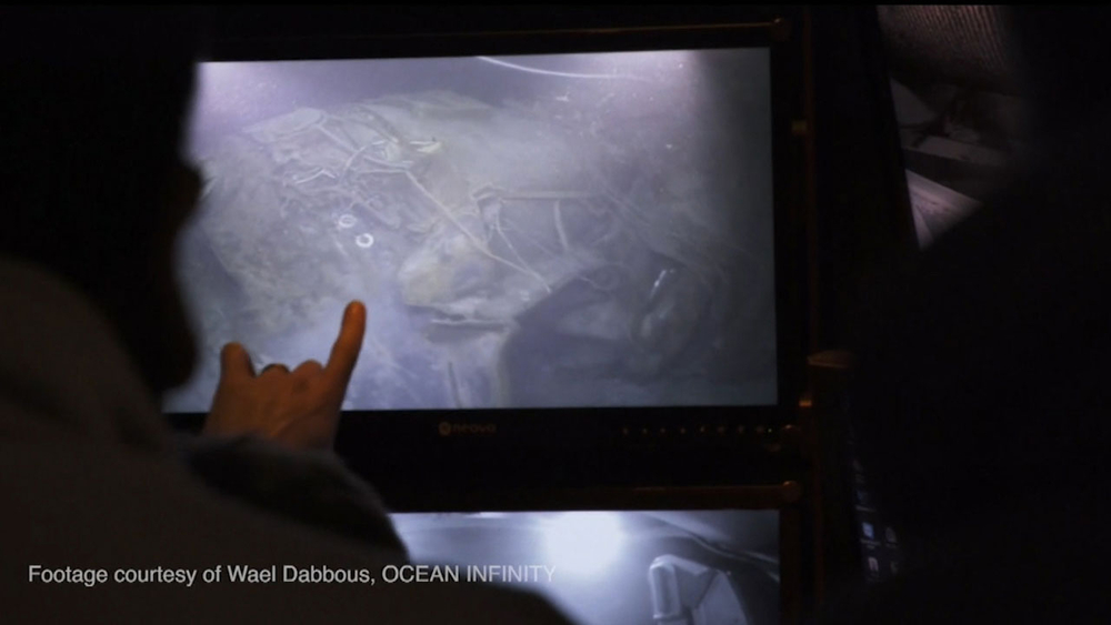 First images show missing submarine's seafloor wreckage