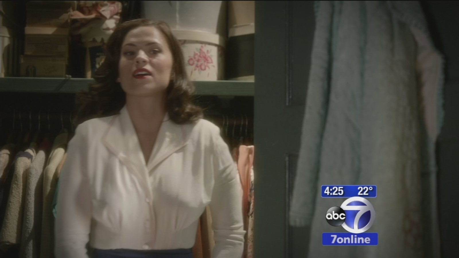 Actress Hayley Atwell Talks With Sandy Kenyon About Marvel S Agent Carter Abc7 New York