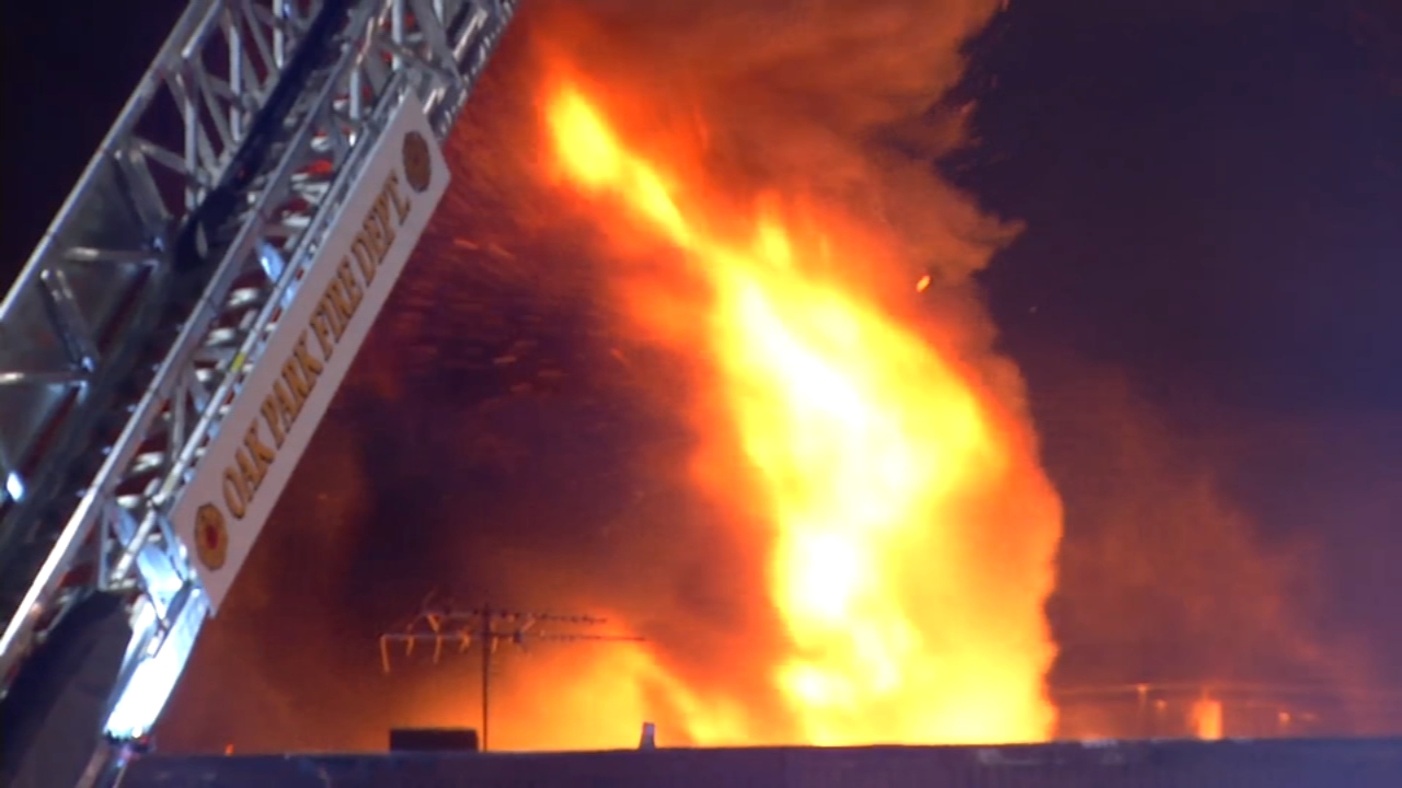 fire rips through oak