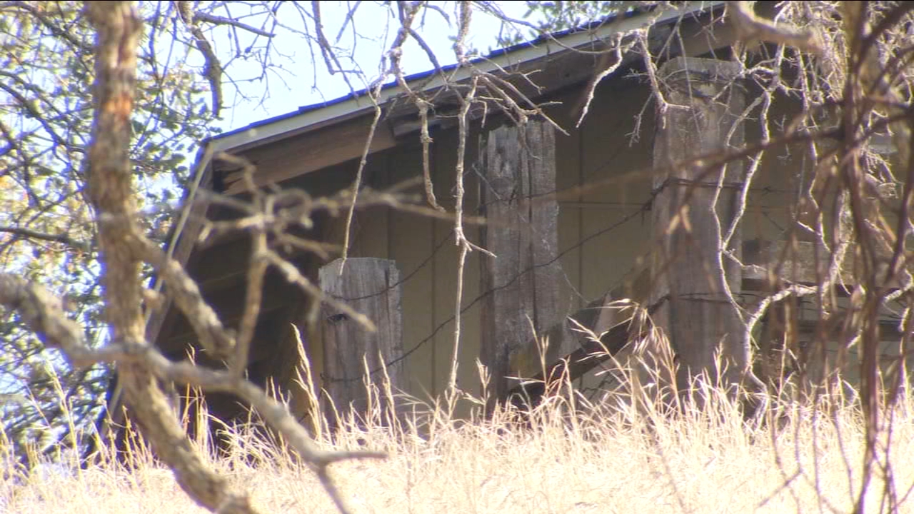 Man calls 911 for help, opens fire on Fresno Co. Deputies, no one injured