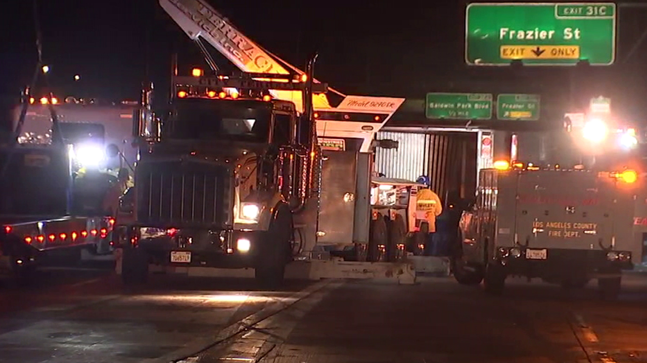 Semi carrying acid overturns on EB 10 Fwy in Baldwin Park