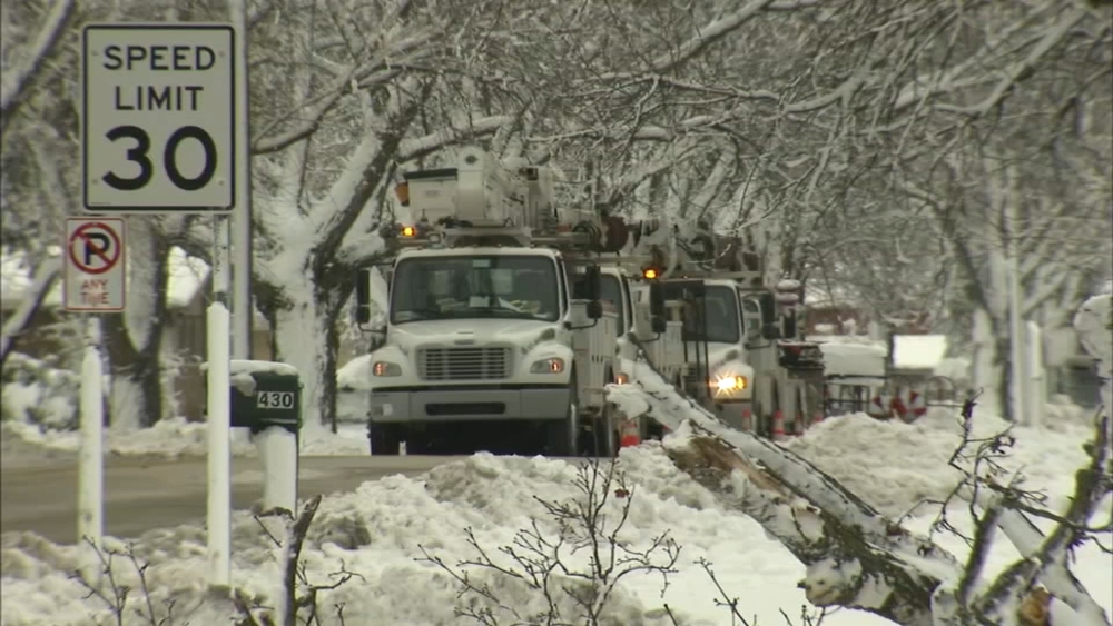 Thousands still without power days after snowstorm