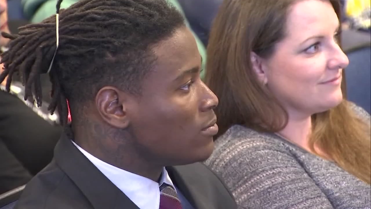 NFL's Washington Redskins respond to criticism over Reuben Foster signing