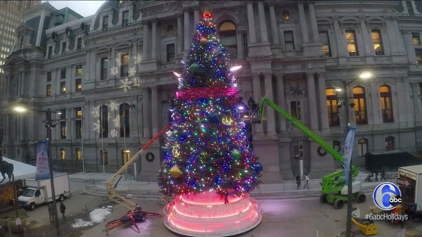 Philadelphia's holiday tree 6abc celebrates the holidays 6abc Philadelphia