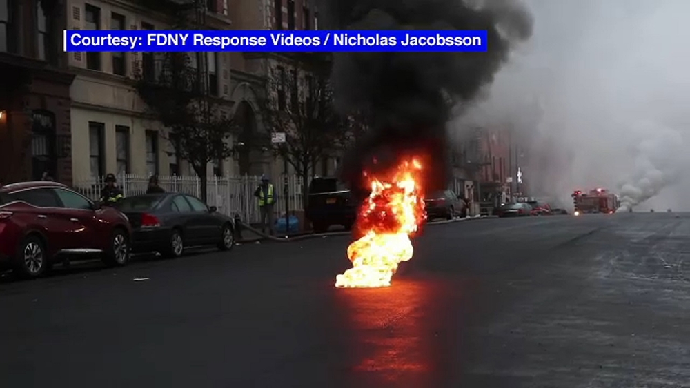 Underground electrical fire blamed for 2 manhole fires on Upper West Side