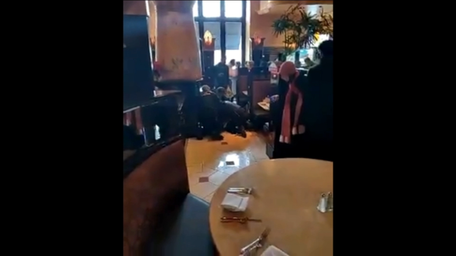 DoorDash driver arrested after chaos erupts over Cheescake Factory free