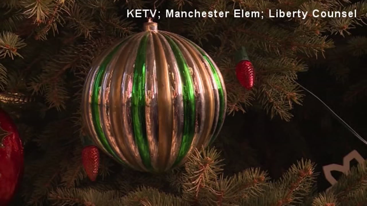 Nebraska principal on leave after banning Christmas decorations