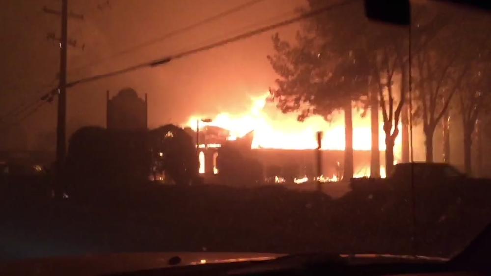 VIDEO: Skies darken as Paradise man drives through smoke from Camp Fire